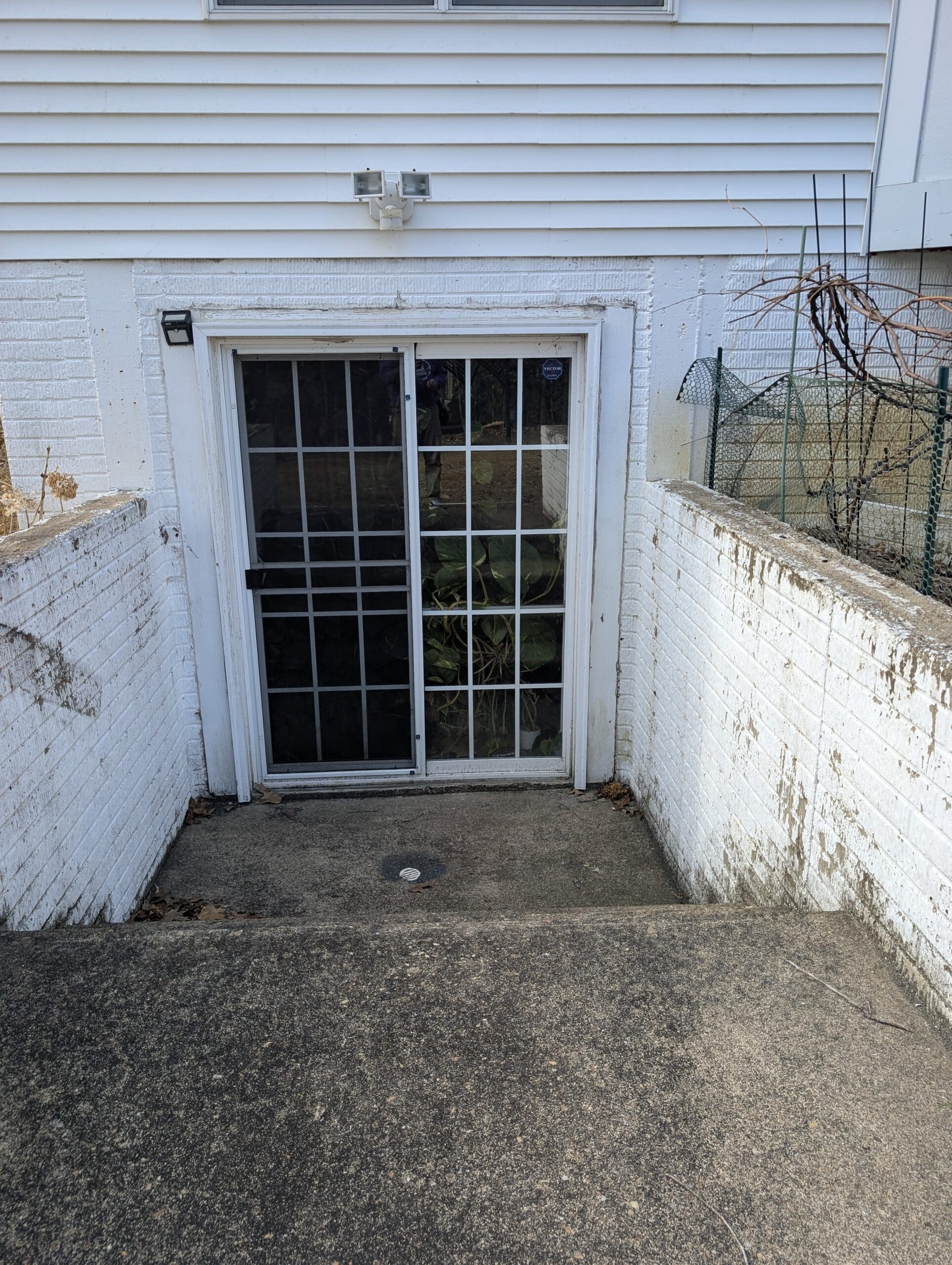 How to Fix Paint Streaks on Walls