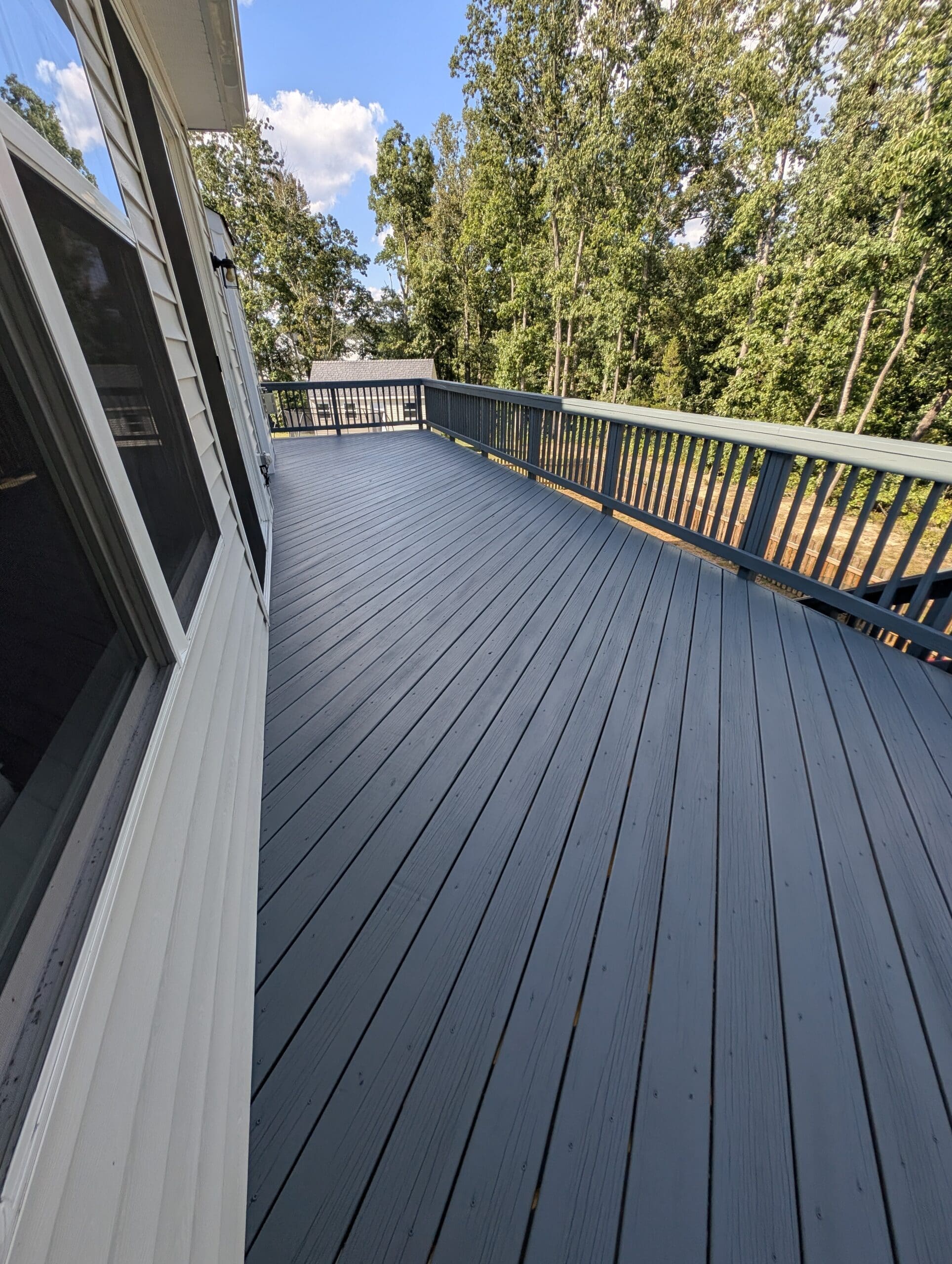 how to repaint a fence​