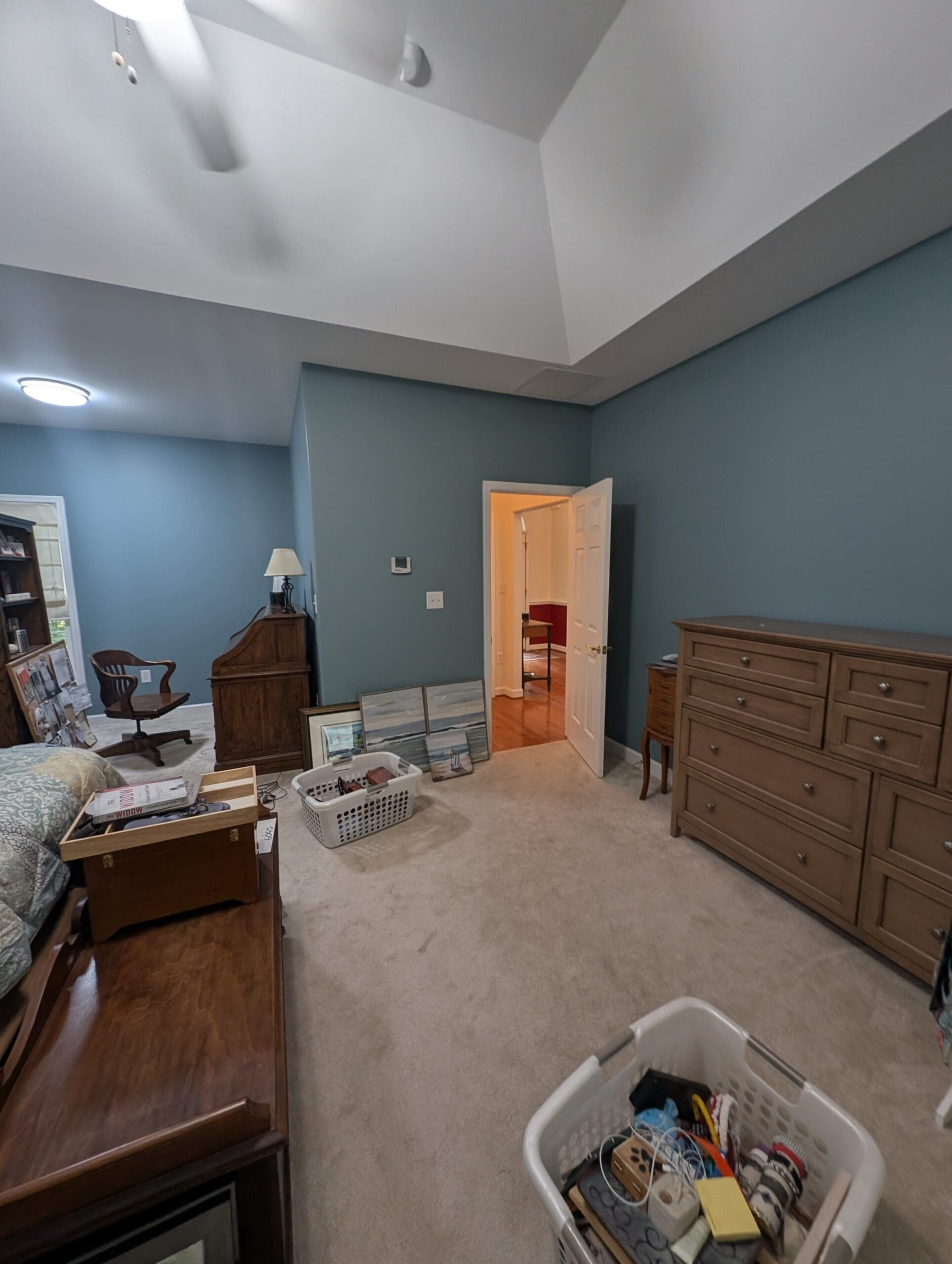 signs you need to repaint indoors